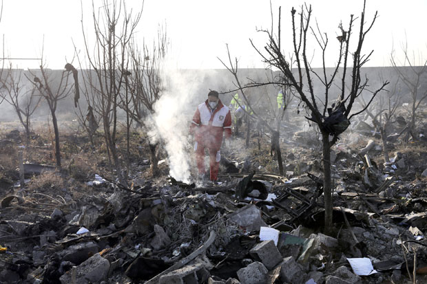 Пентагон тврди: Украјински авион оборила иранска ракета; Иранци одбацују тврдње